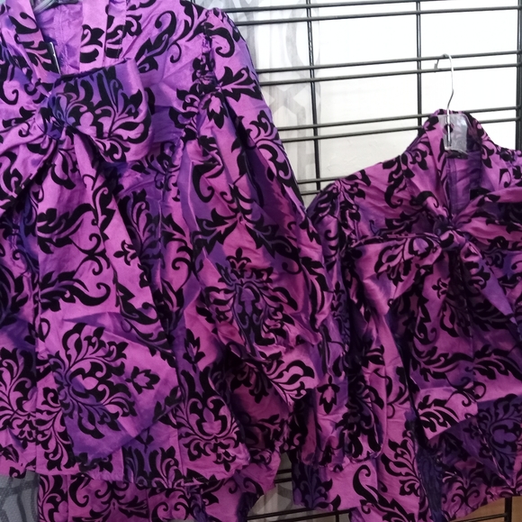 Blouses - Picture 4 of 4